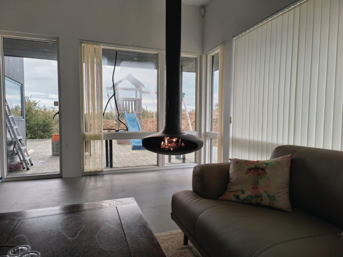 Suspended wood black  fireplace burning rooftop fireplace indoor steel custom 16