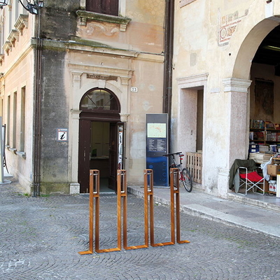 Outdoor Street Furniture Metal Guardia Cycle Stand Corten Steel Bike Rack