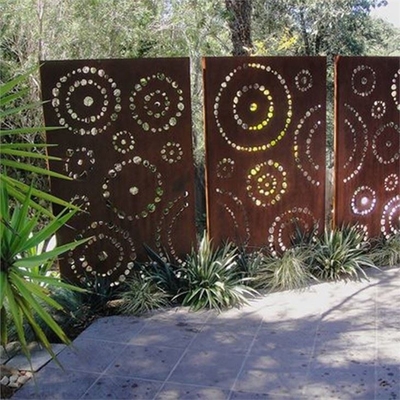 Custom Decorative Oxy Shield Spiral Patterned Corten Steel Garden Screen Panel